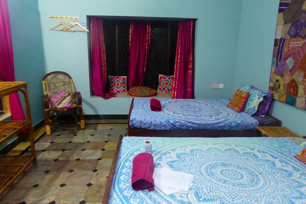 Hotel Mk Gardens Surf & Yoga House Varkala Exterior foto